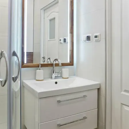 Cichy W Centrum Krakowa Salwator